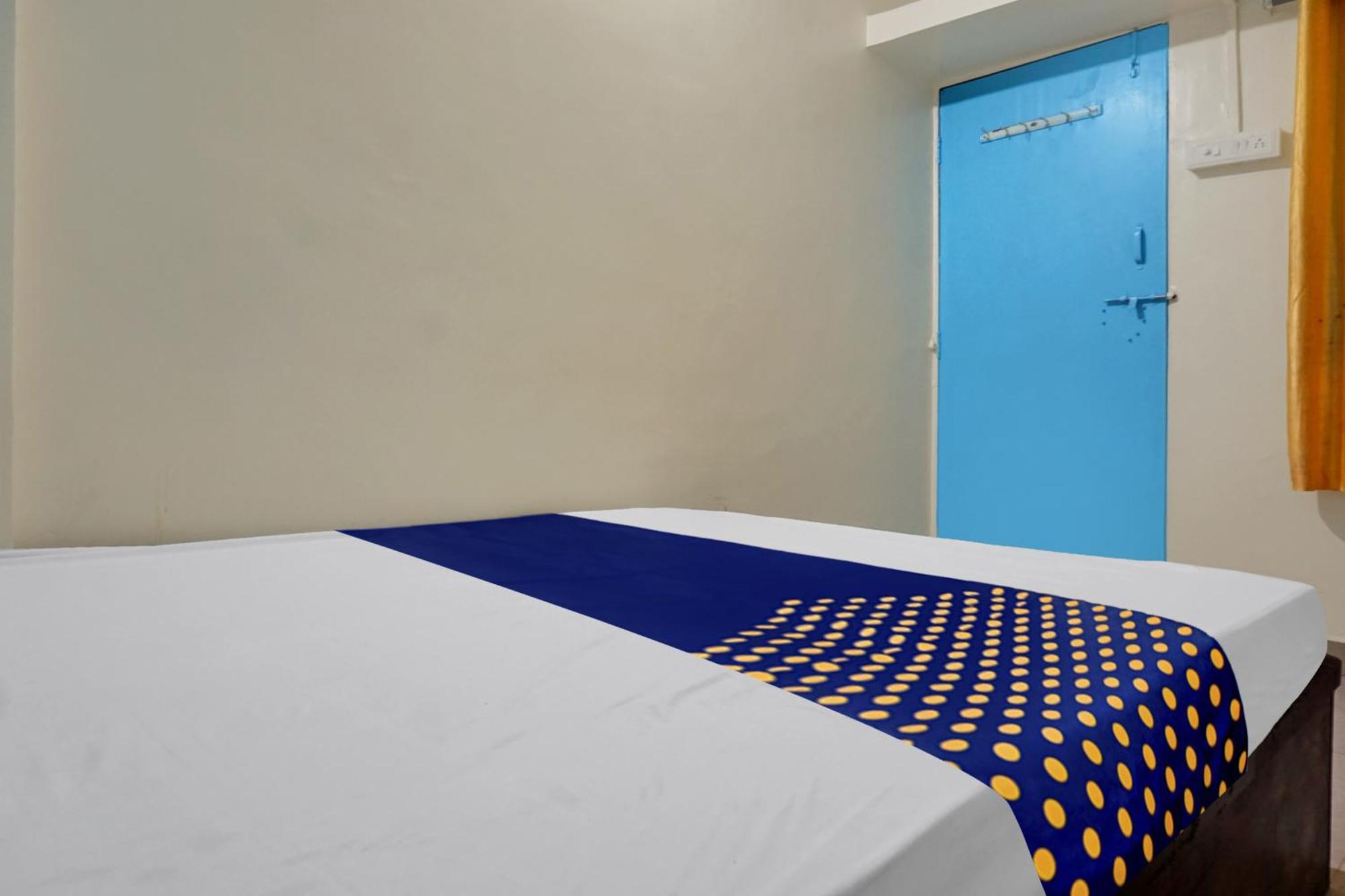 Spot On Samadhan Lodge 浦那 外观 照片