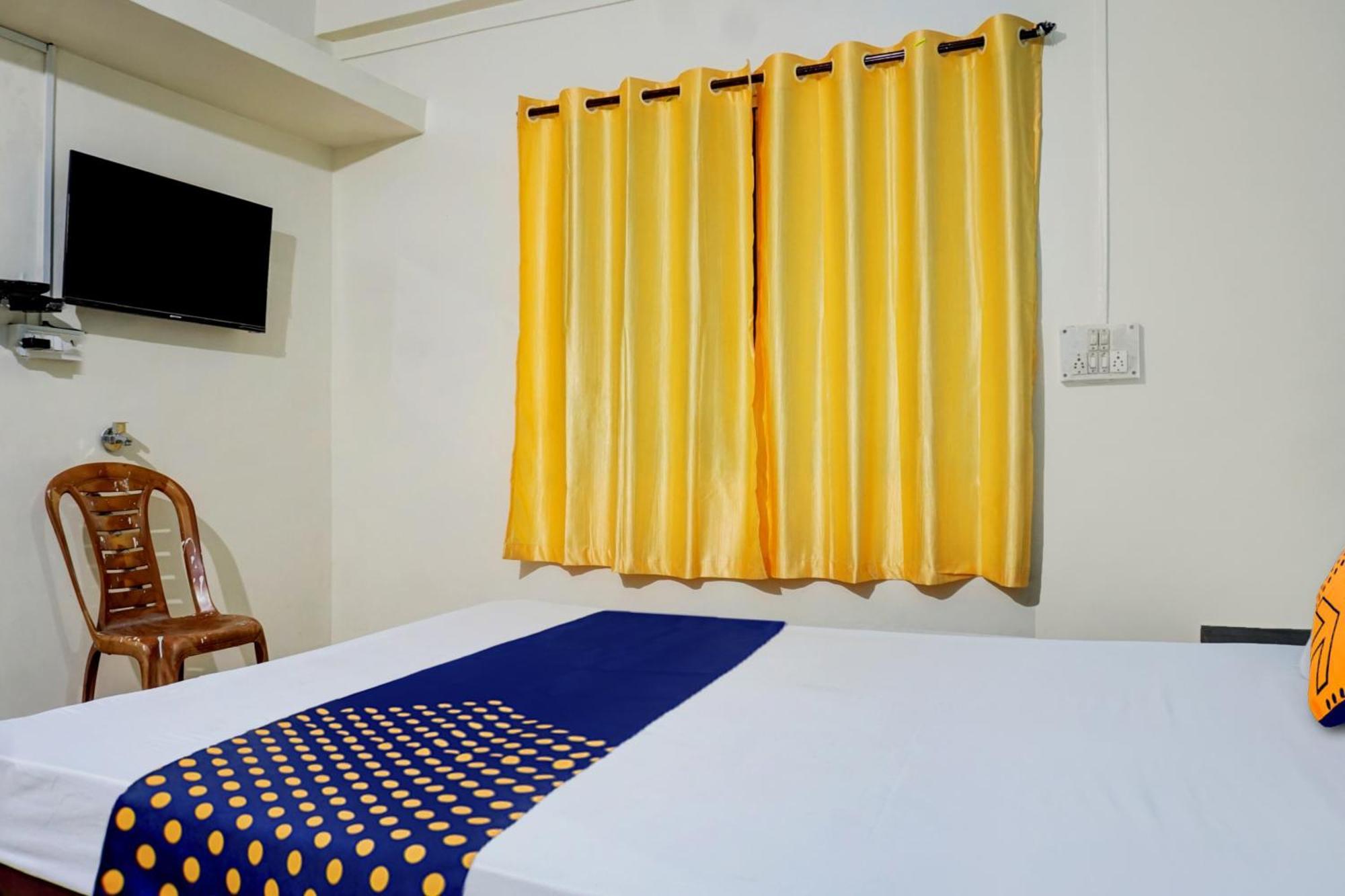 Spot On Samadhan Lodge 浦那 外观 照片